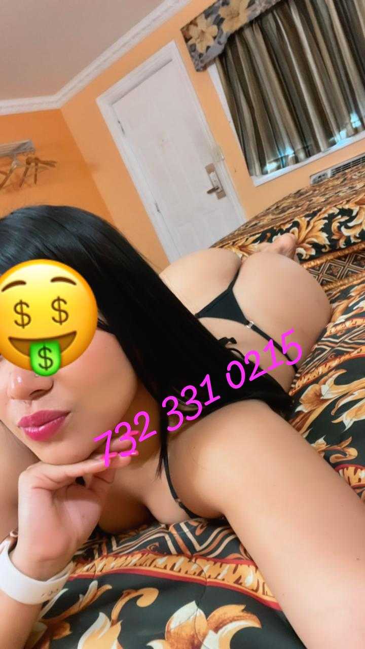 Spanish girl escorts in North Jersey - bedpage.com